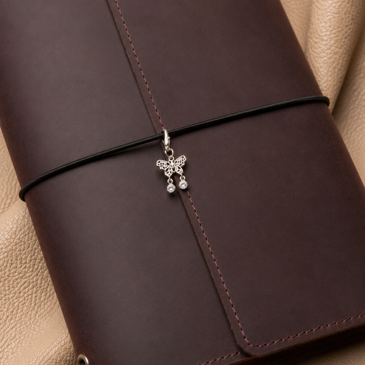 Journal Charm Leontine