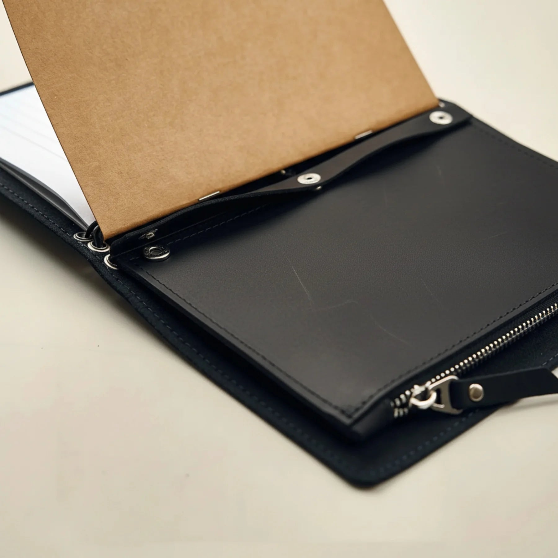 Black onyx lunessa_leather_insert_1
