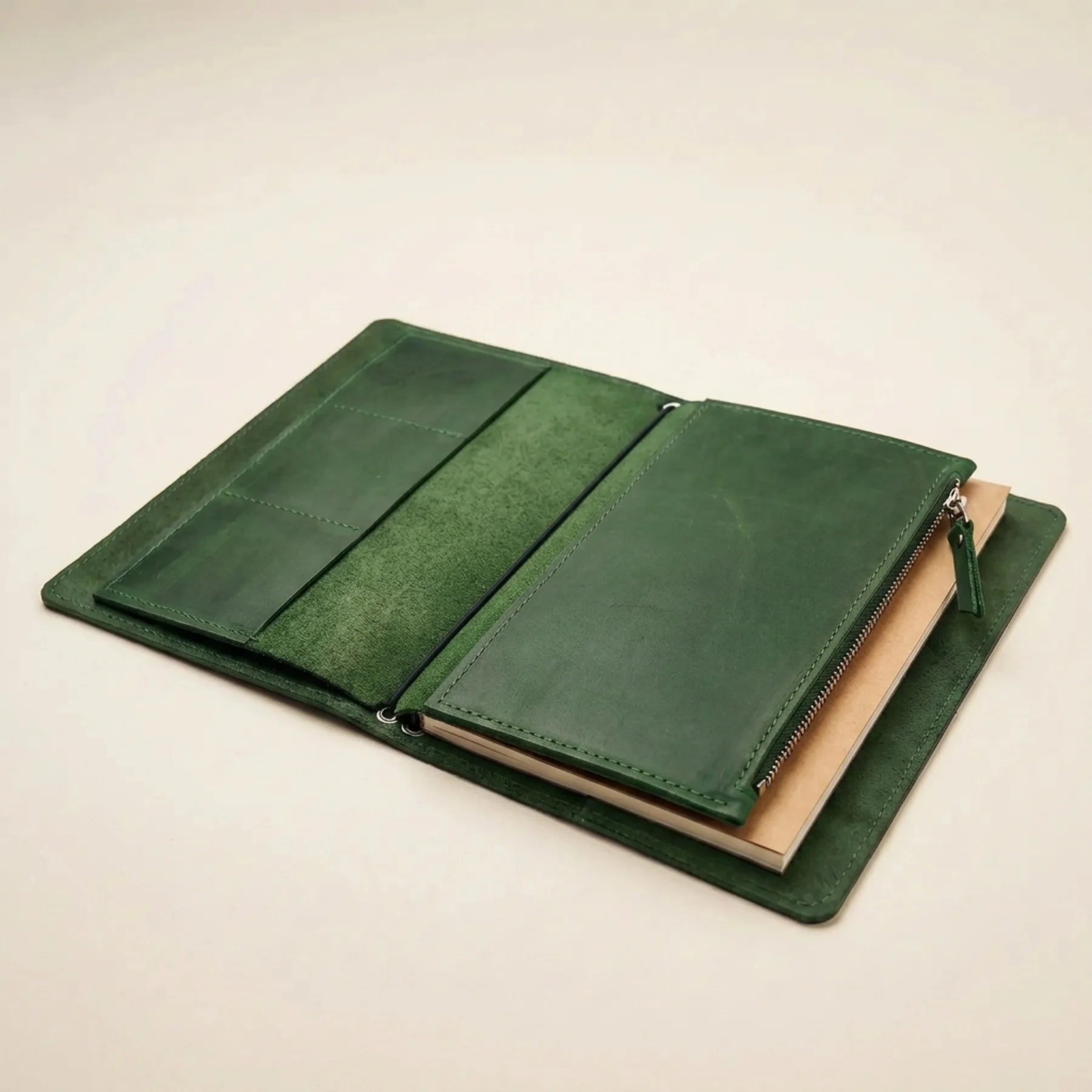 Forest green_Velmora_Leather_Insert1