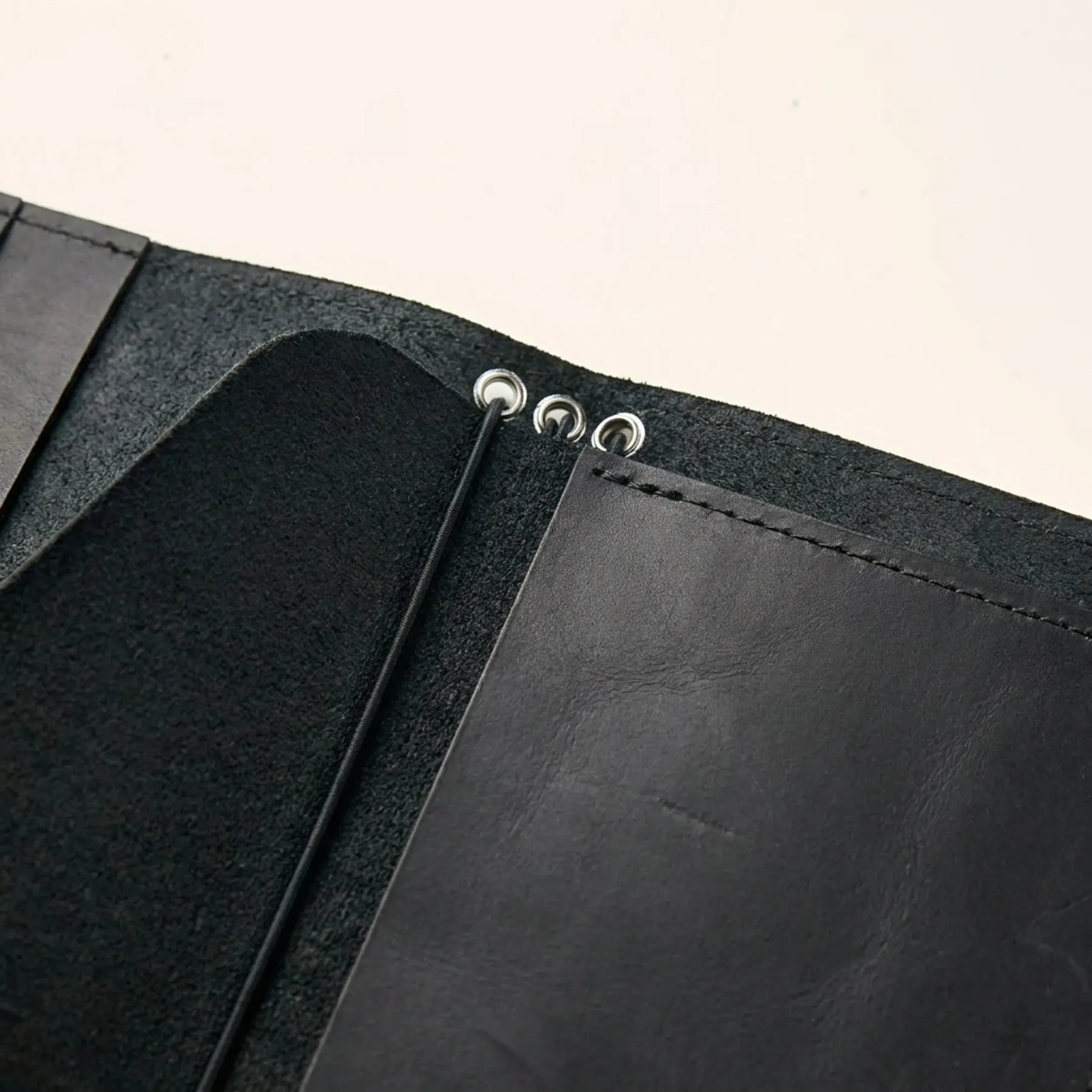 Genuine leather envelope insert for planners and notebooks