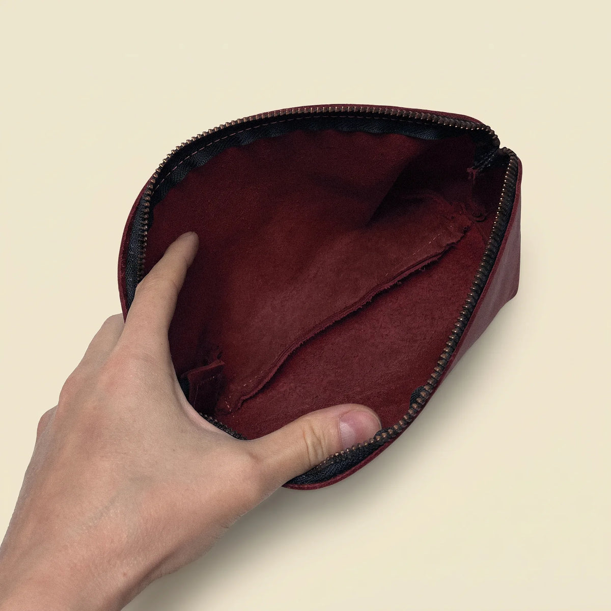 Premium natural leather cosmetic bag designed for convenient beauty product storage
