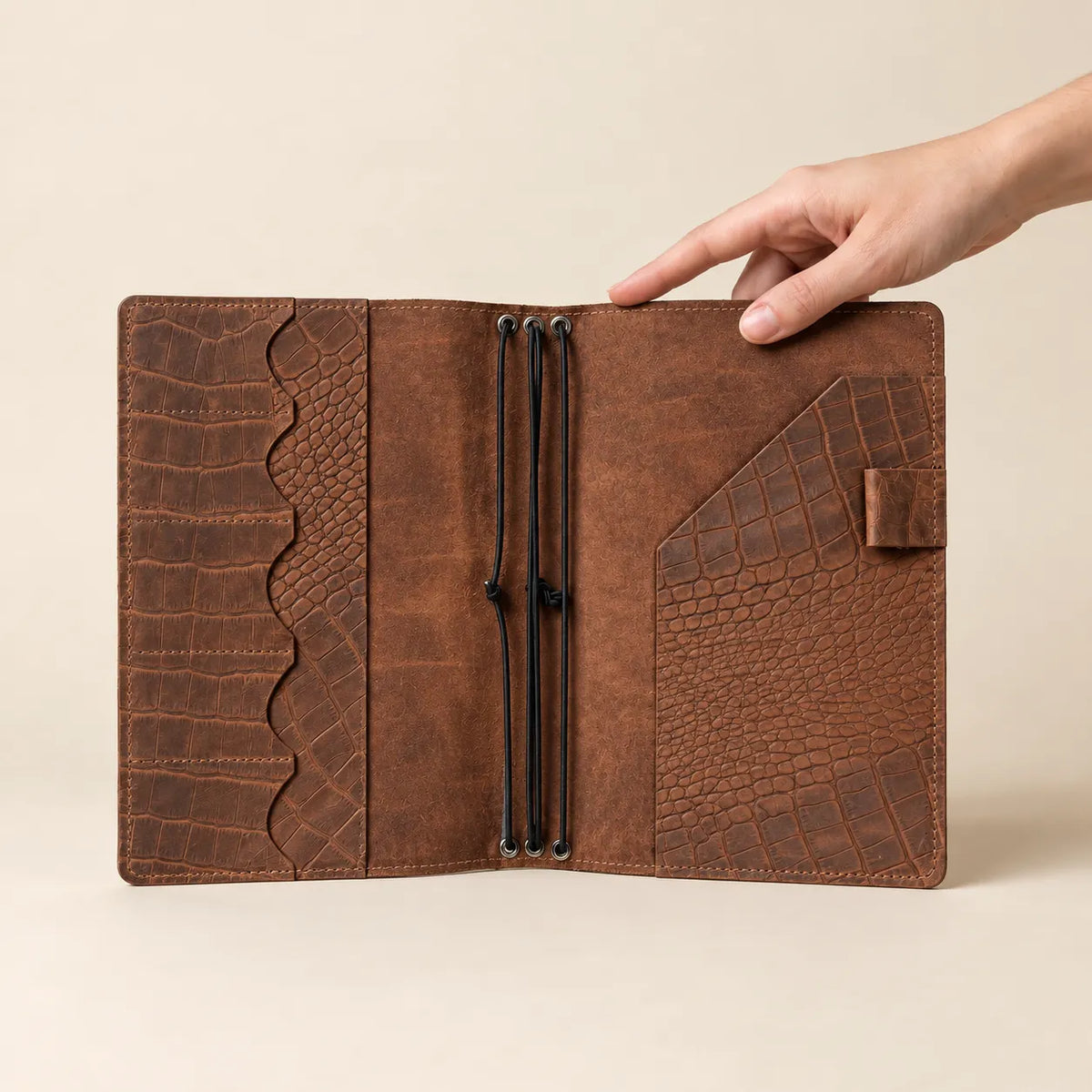Premium natural leather journal featuring interior pockets and authentic Crazy Horse texture.