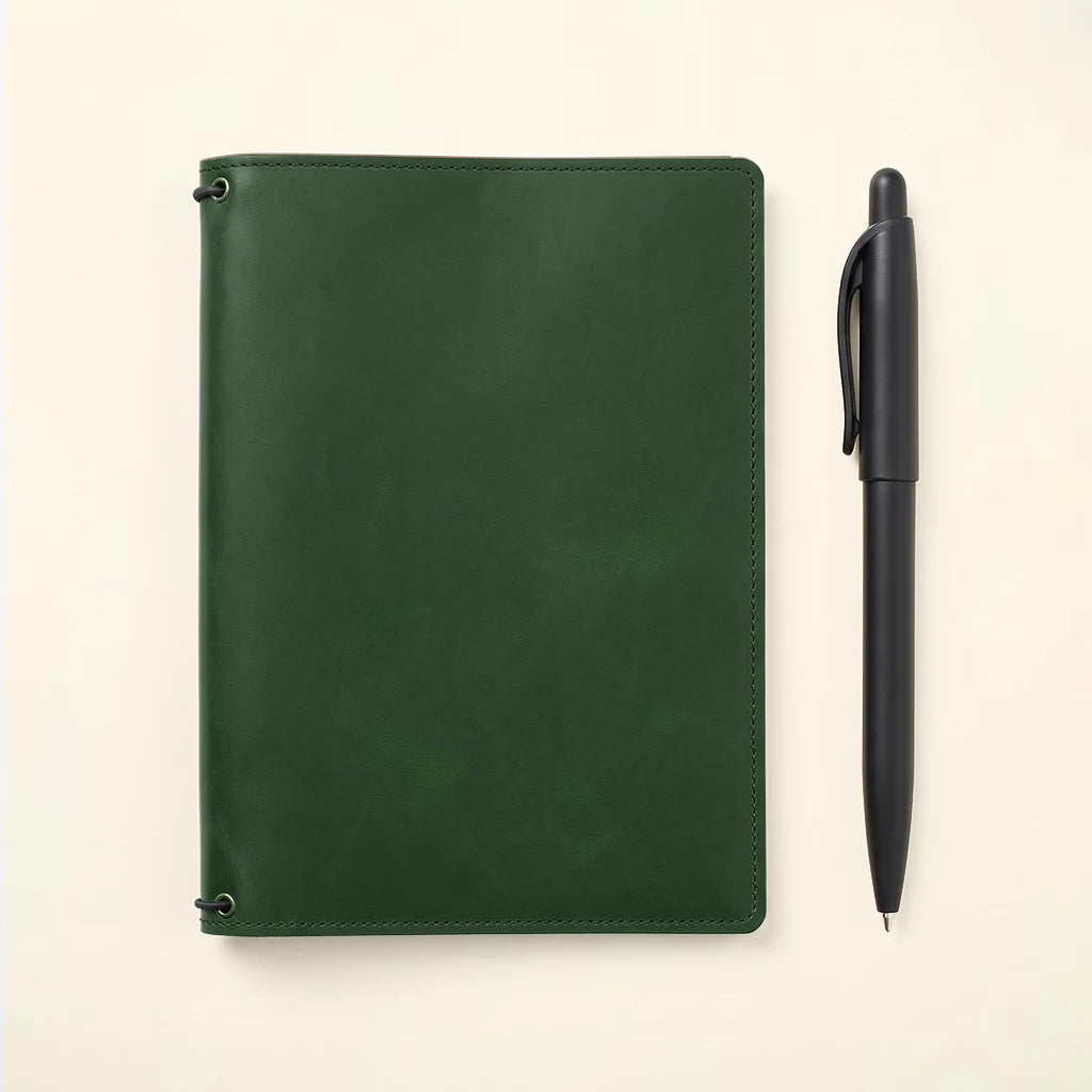 Elegant leather notebook cover featuring three elastics and card compartments.